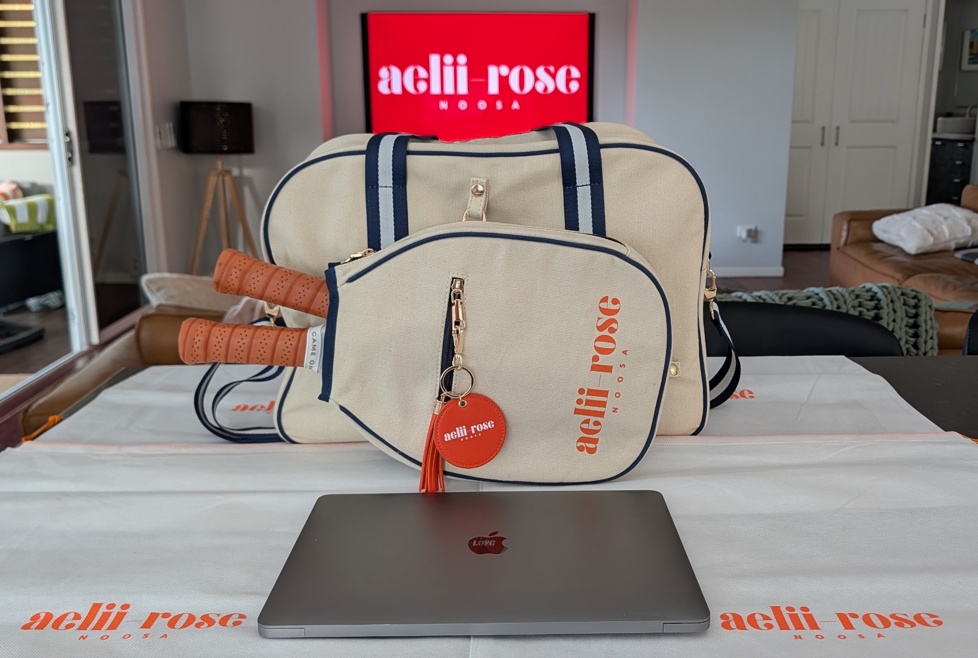Laptop, Notes & Keys 1